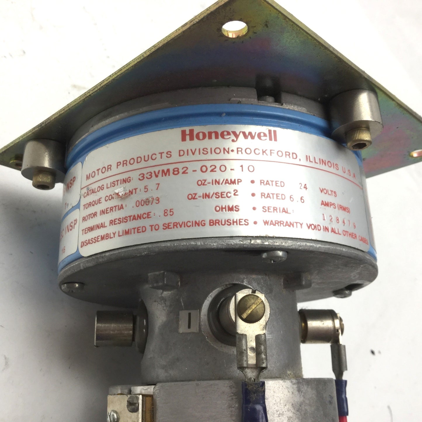 Used Honeywell 33VM82-020-10 Analog Tachometer, 3/8-1/2" Shaft Diameter, 24V, 6.6A
