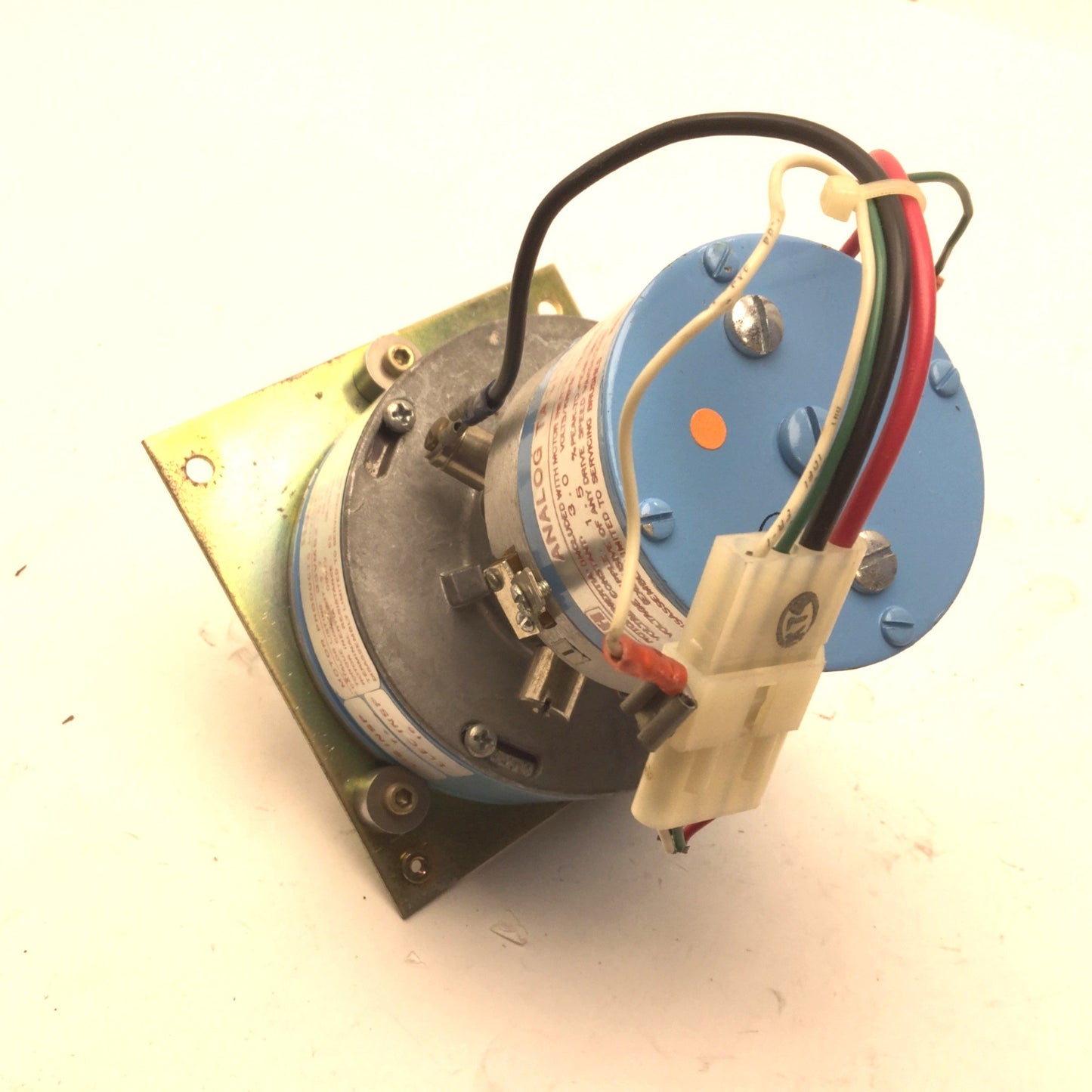 Used Honeywell 33VM82-020-10 Analog Tachometer, 3/8-1/2" Shaft Diameter, 24V, 6.6A