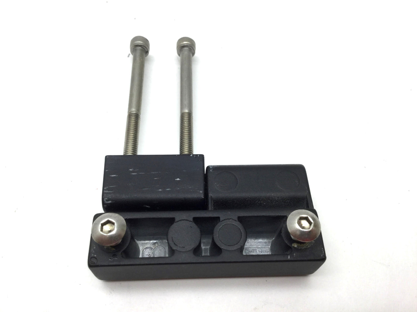 Used Southco 96-10-510-50 Lift Off Hinge Set Thread: 10-32, Offset Knuckle Black