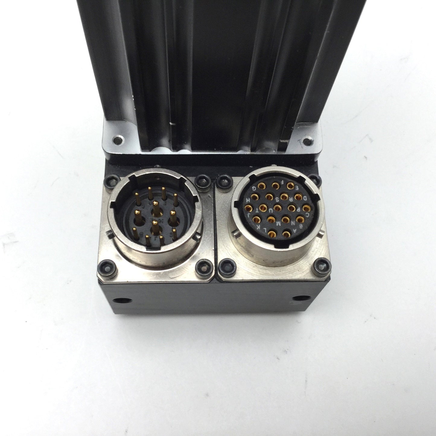 Used Parker SM Series CM232AE-00219 Brushless DC Servo Motor 92 oz-in 7500Rpm 340VDC