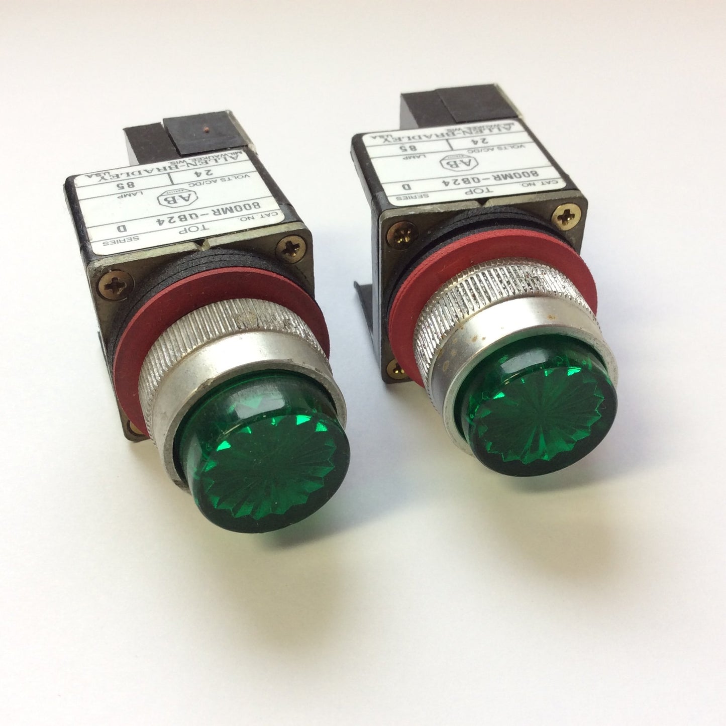 Used Lot of 2 Allen Bradley 800MR-QB24 Lighted Green Push Button Momentary 24VAC/DC