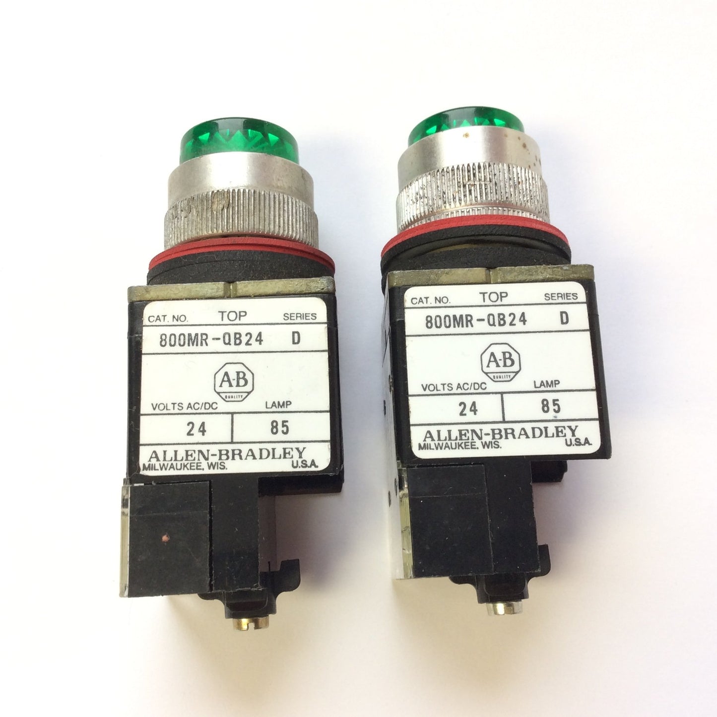 Used Lot of 2 Allen Bradley 800MR-QB24 Lighted Green Push Button Momentary 24VAC/DC