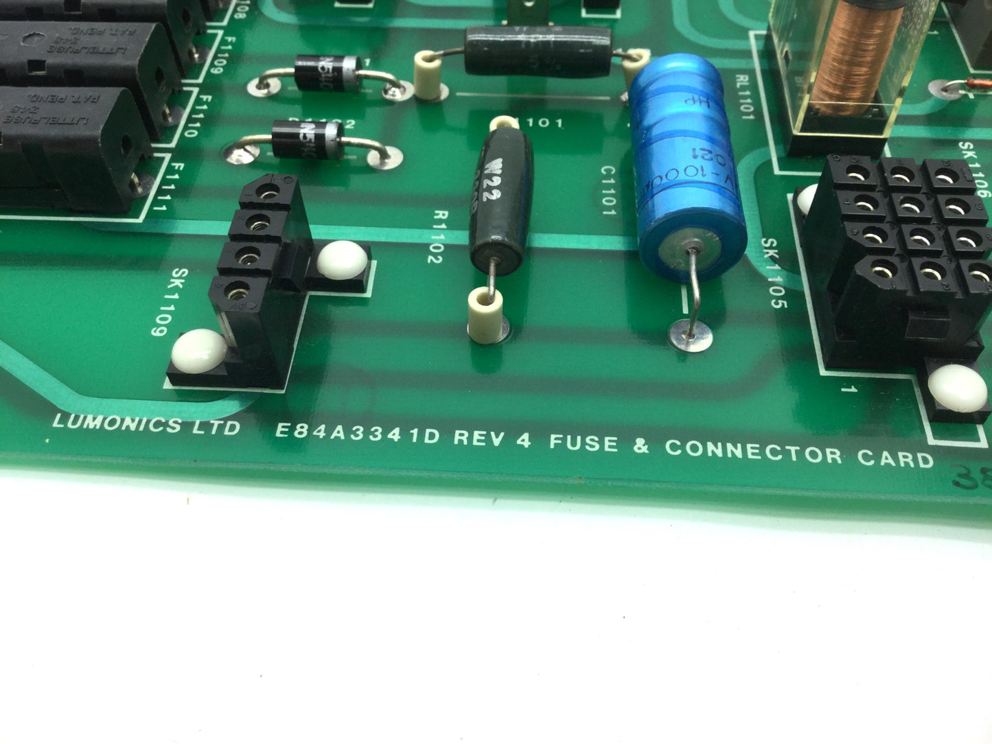 Used Lumonics E84A3341D Fuse and Connector Card Rev 4, 11x Fuse Holders, 415V Fuses