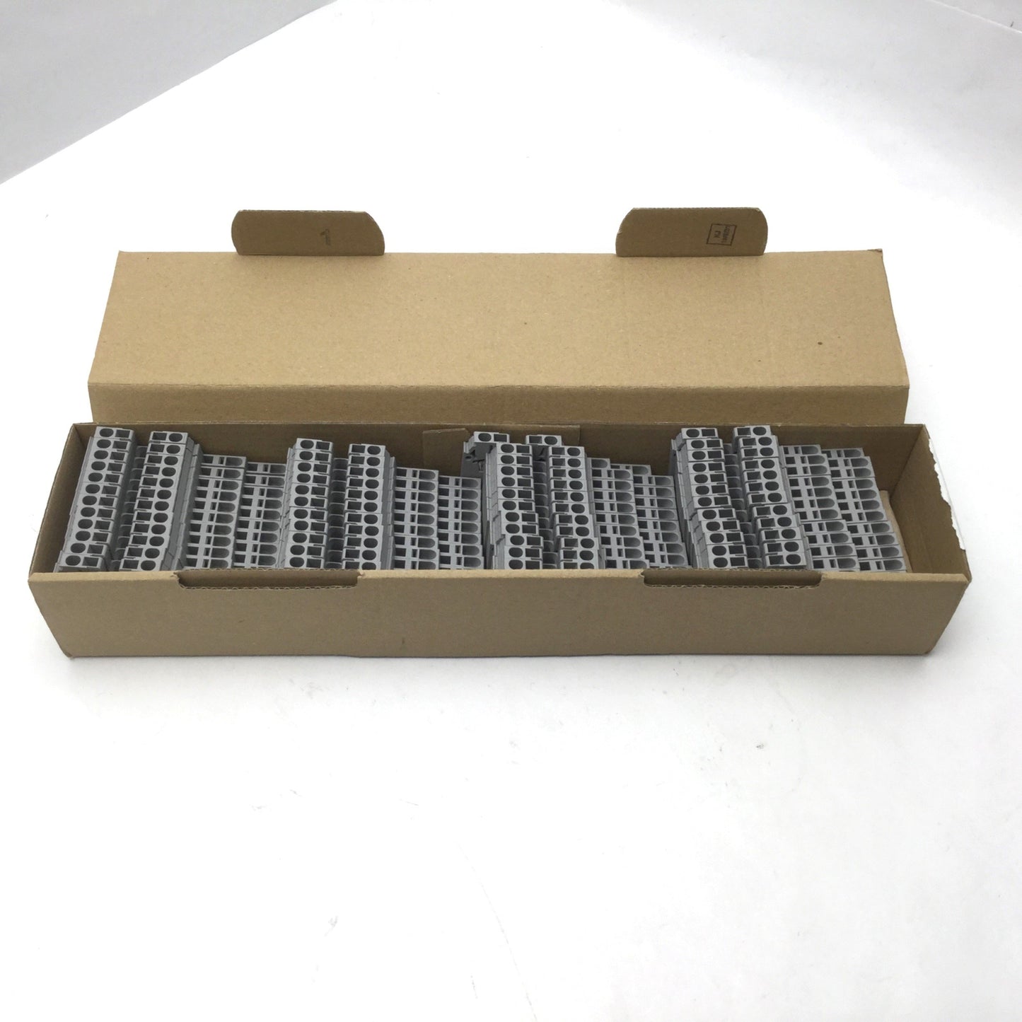 Used Lot Of 47 Phoenix Contact ZDIK 1,5 Feed-Through Terminal Blocks, AWG 26-14, 300V