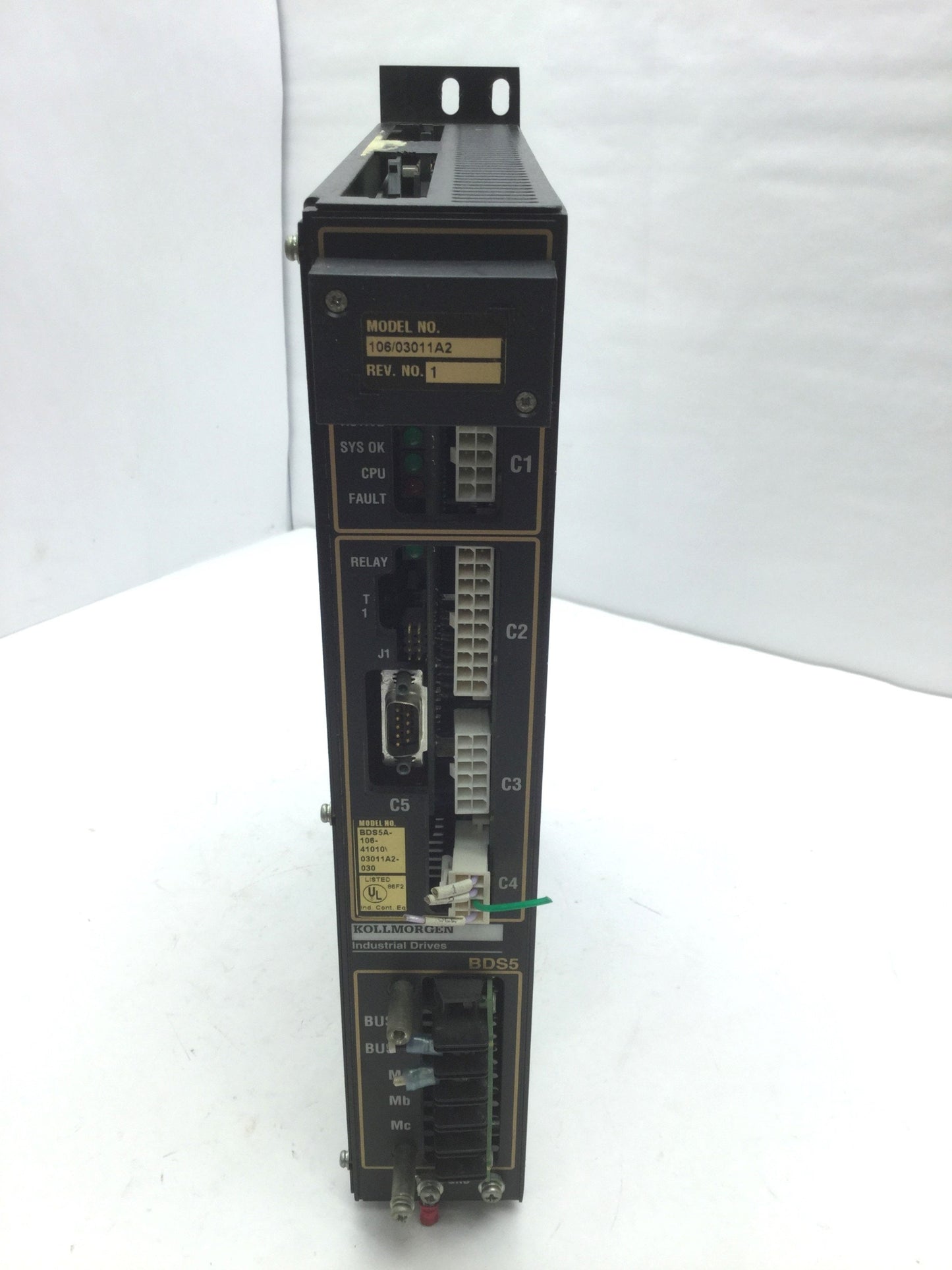 Used Kollmorgen BDS5A-106-41010/03011A2-030 Rev 1 Motor Drive Out 120VAC 6A In 140VDC