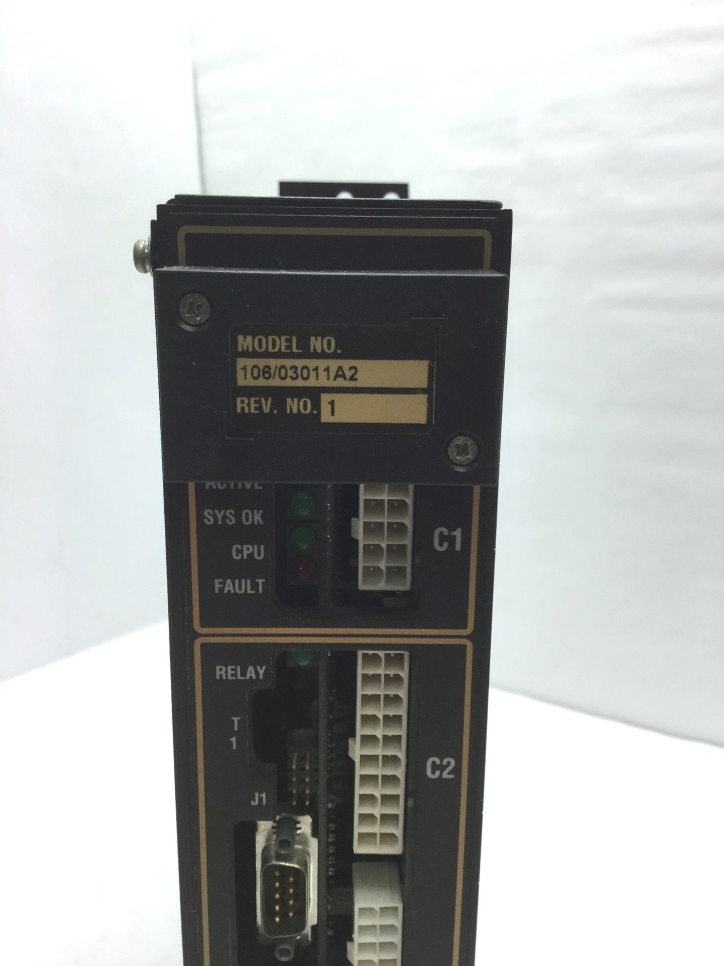Used Kollmorgen BDS5A-106-41010/03011A2-030 Rev 1 Motor Drive Out 120VAC 6A In 140VDC