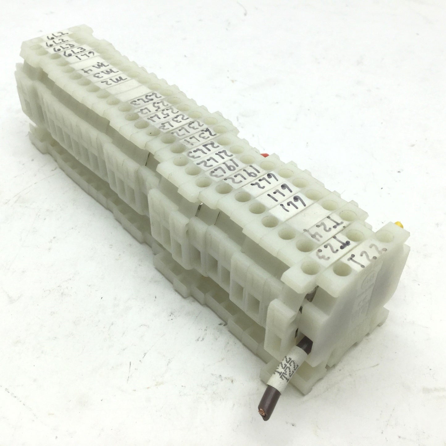 Used Lot of 28 Allen Bradley 1492-HM1 Terminal Blocks White 30-12 AWG 600V AC/DC 30A