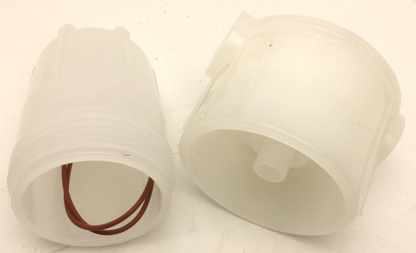 Used PFTE Filter, Input: 3/4" NPT, Output: 3/4" NPT, Includes 2x O-Rings