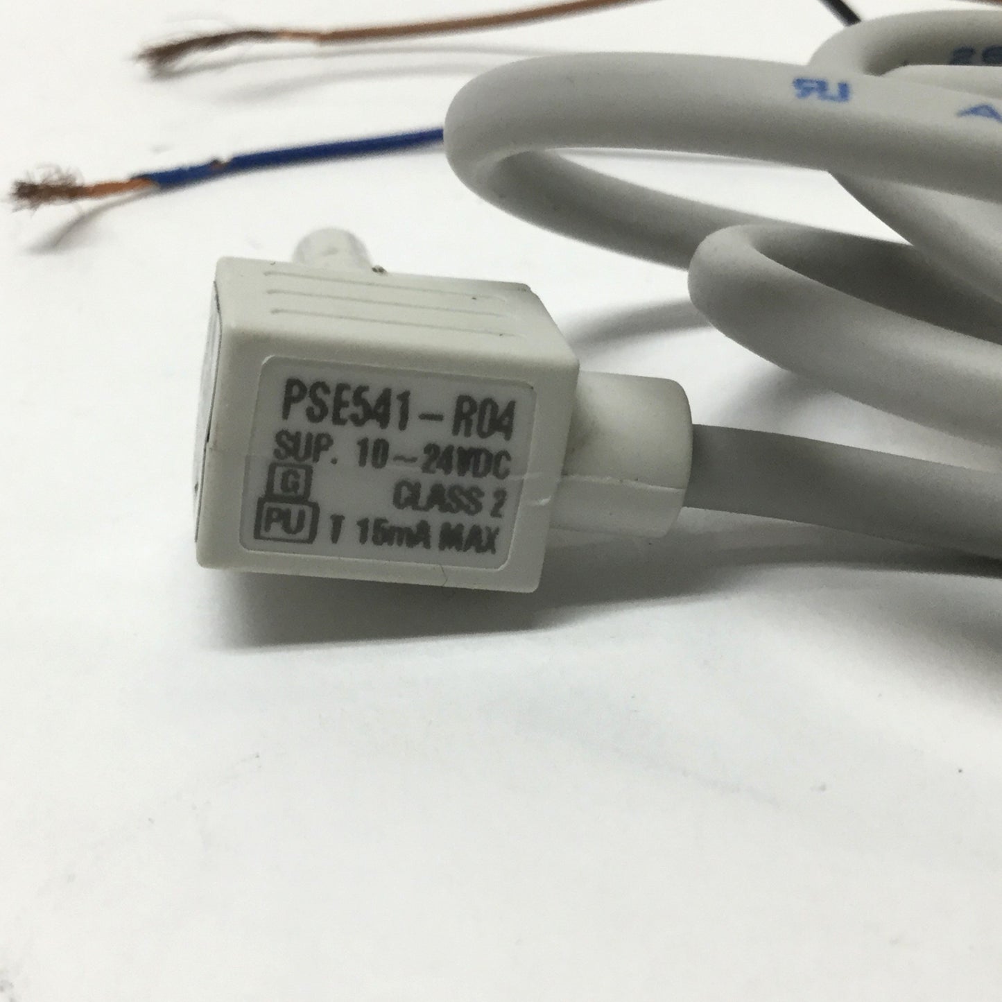 Used SMC PSE541-R04 Compact Pneumatic Air Pressure Vacuum Sensor, 0 to -101kPa, 24VDC