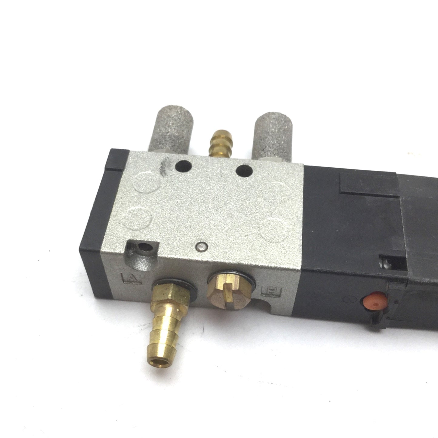 Used SMC NVZ3120-5GS-M5 Solenoid Valve, 2-Position 5-Port, Voltage: 24VDC, Ports: M5