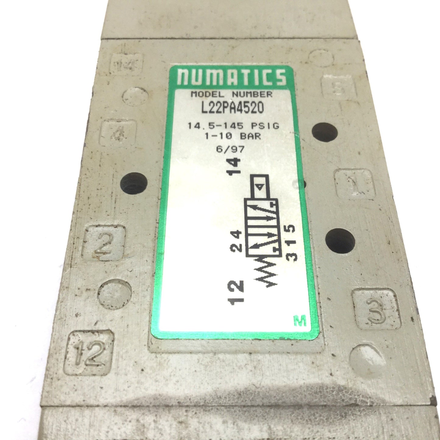 Used Numatics L22PA4520 Pneumatic Piloted Actuated Valve, 2-Position 5-Port, 1/4" NPT