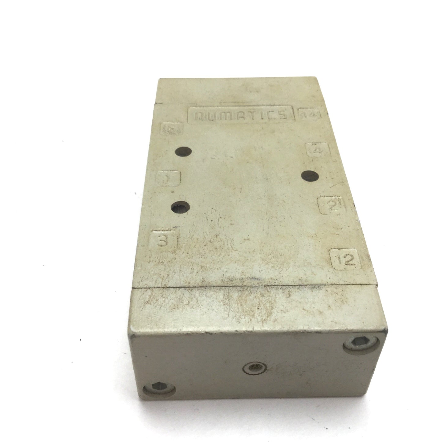 Used Numatics L22PA4520 Pneumatic Piloted Actuated Valve, 2-Position 5-Port, 1/4" NPT