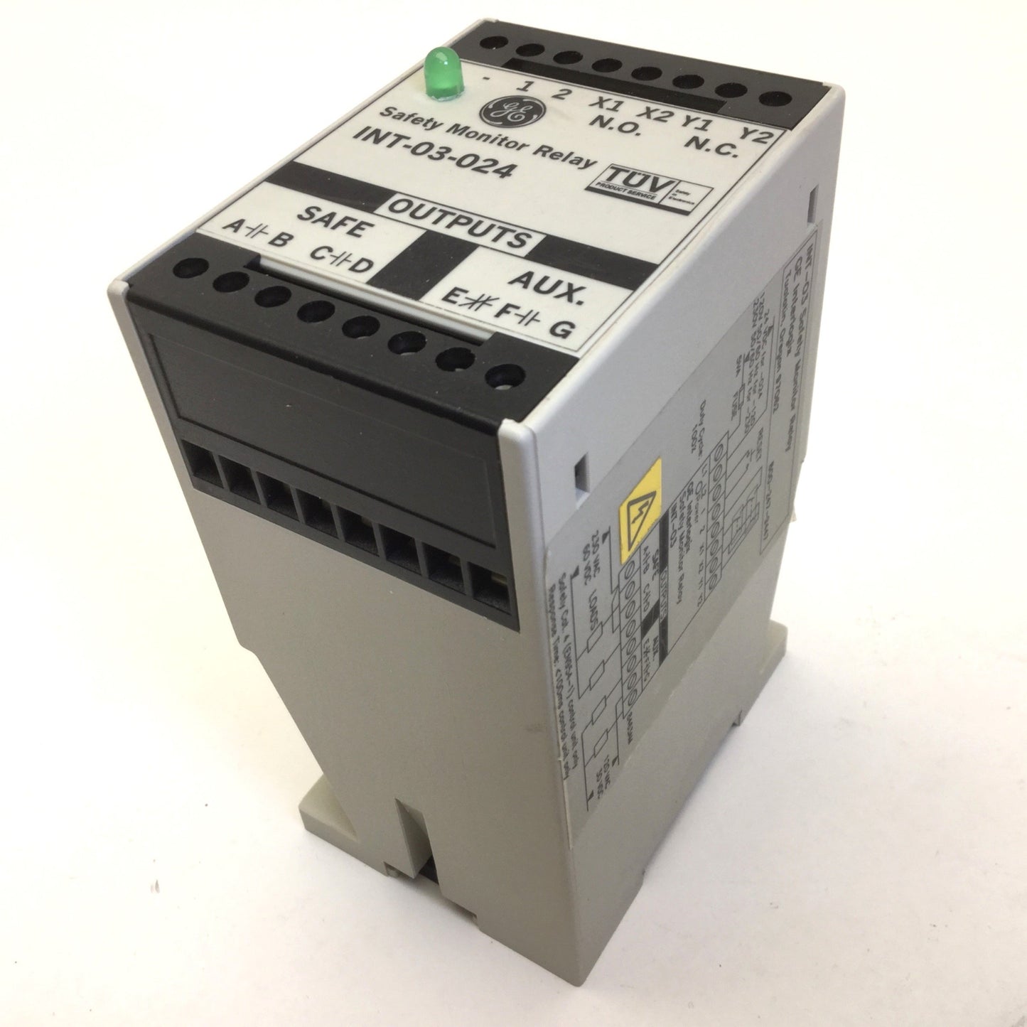 Used GE Interlogix INT-03-024 Safety Gate Relay, 24VDC, Out: 120-230VAC/30-60VDC