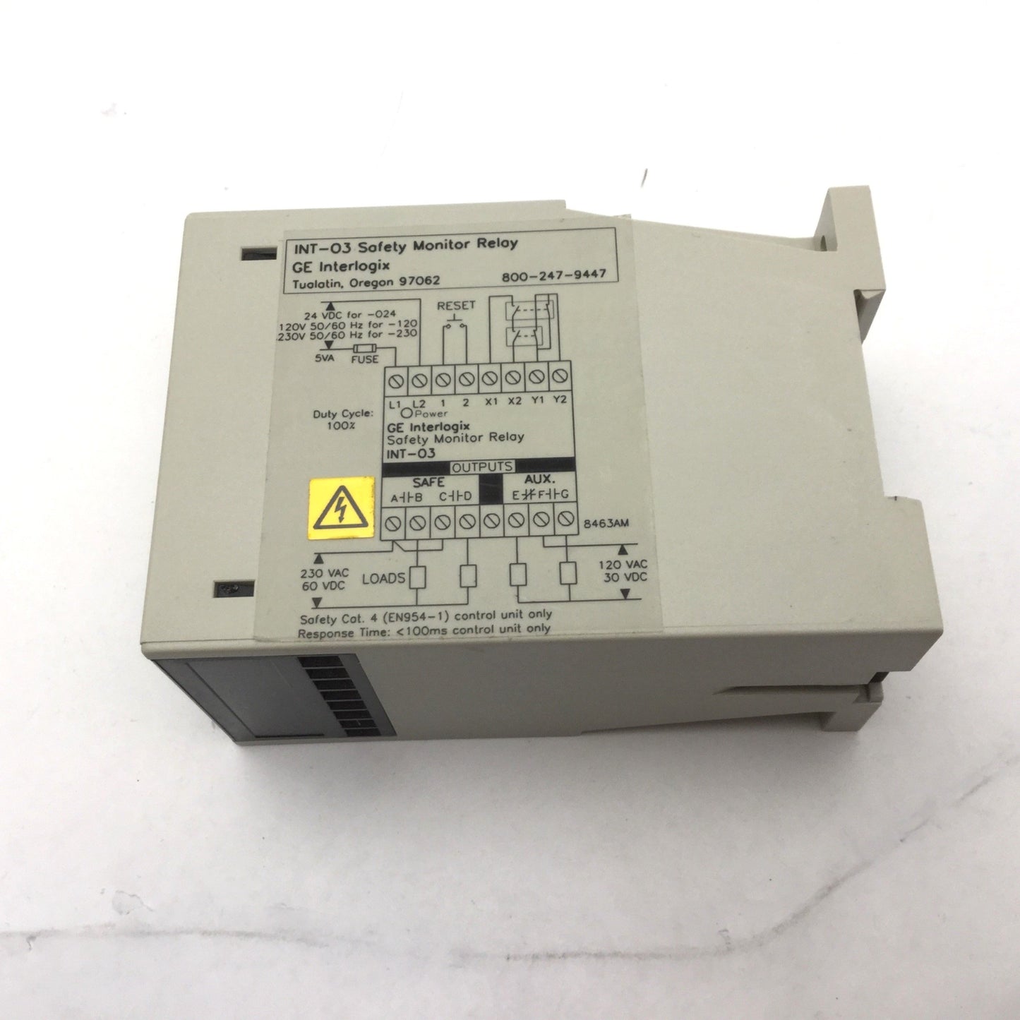 Used GE Interlogix INT-03-024 Safety Gate Relay, 24VDC, Out: 120-230VAC/30-60VDC