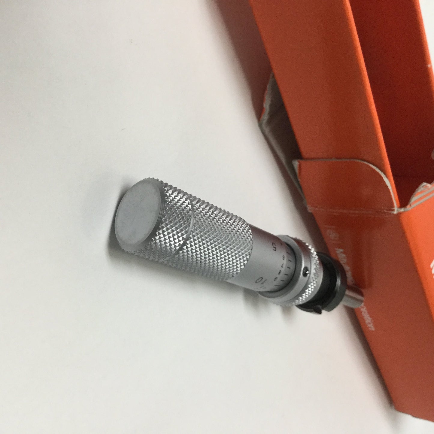 New – Open box Mitutoyo 148-502 Micrometer Head, 0-0.500" / 0.001" Graduation, Flat Spindle Tip