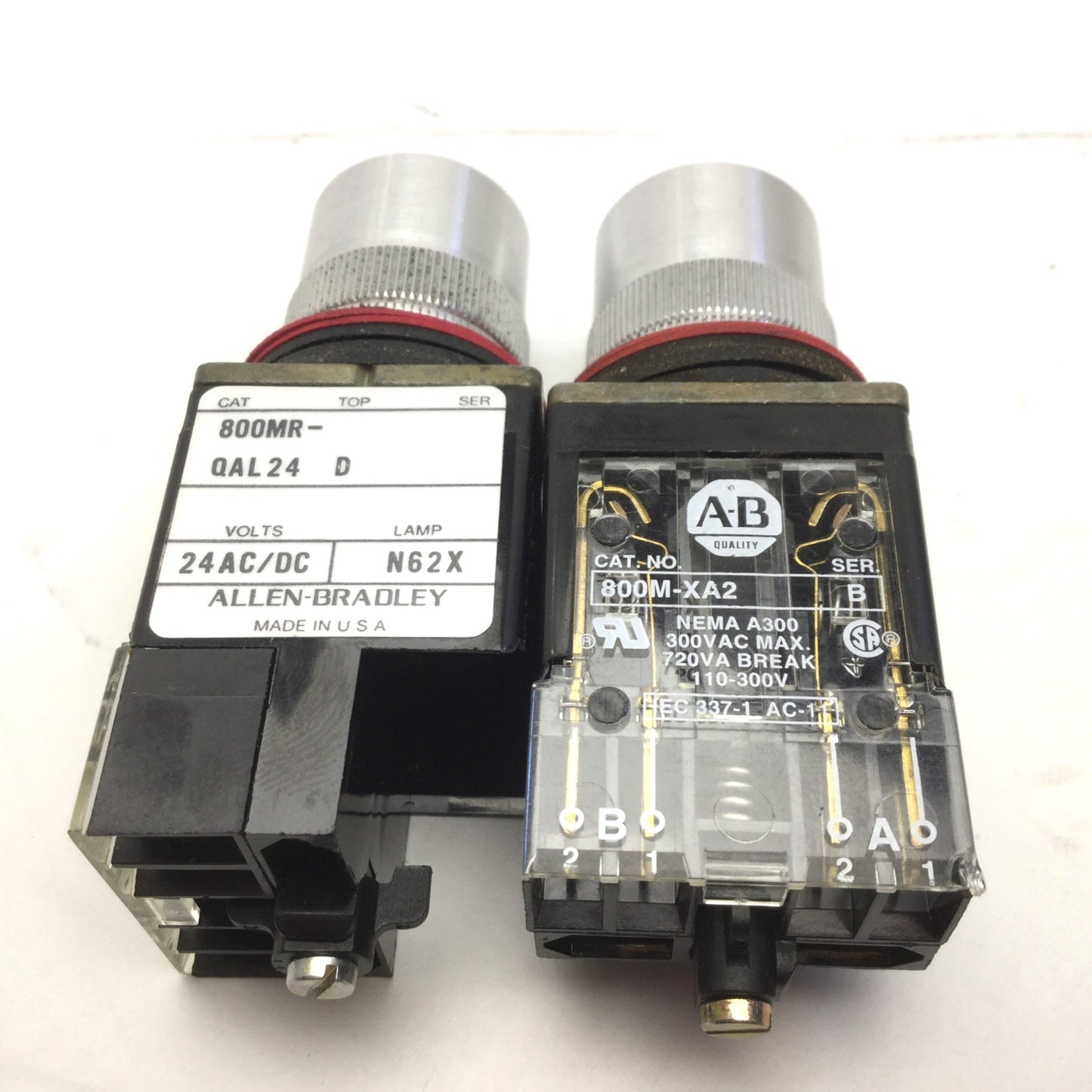Used Lot of 2 Allen Bradley 800MR-QAL24 Illuminated Lighted Pushbutton, w/800M-XD1