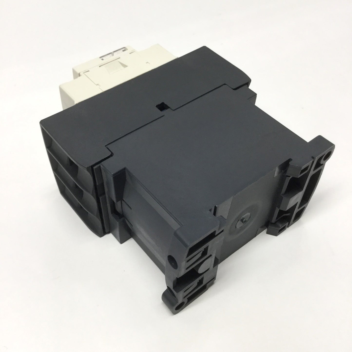 Used Telemecanique LC1D25BD TeSys IEC Contactor, 3-Pole, 24VDC Coil w/LAD4TBDL Diode