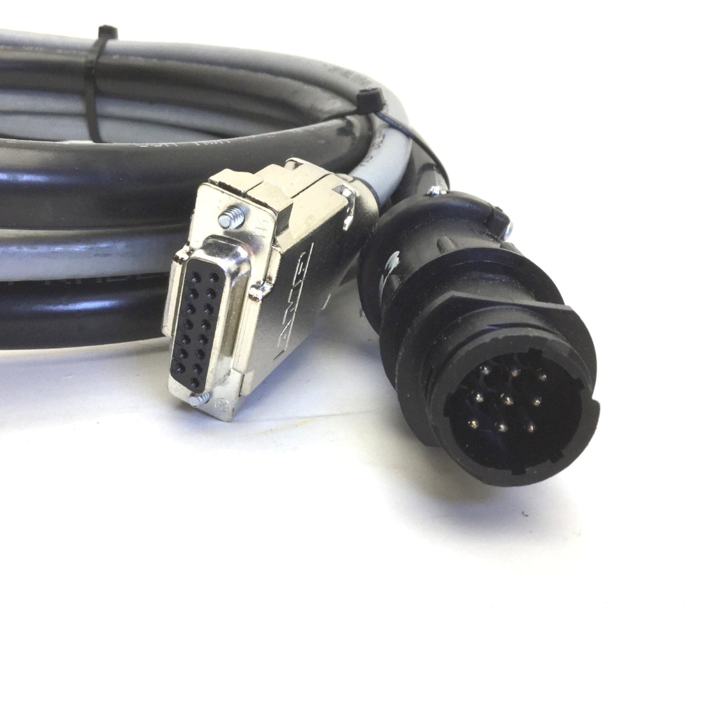 Used Parker CM161AE-00611 Compumotor Servo Motor, 170V, 2.1A, *Insulation Damaged*