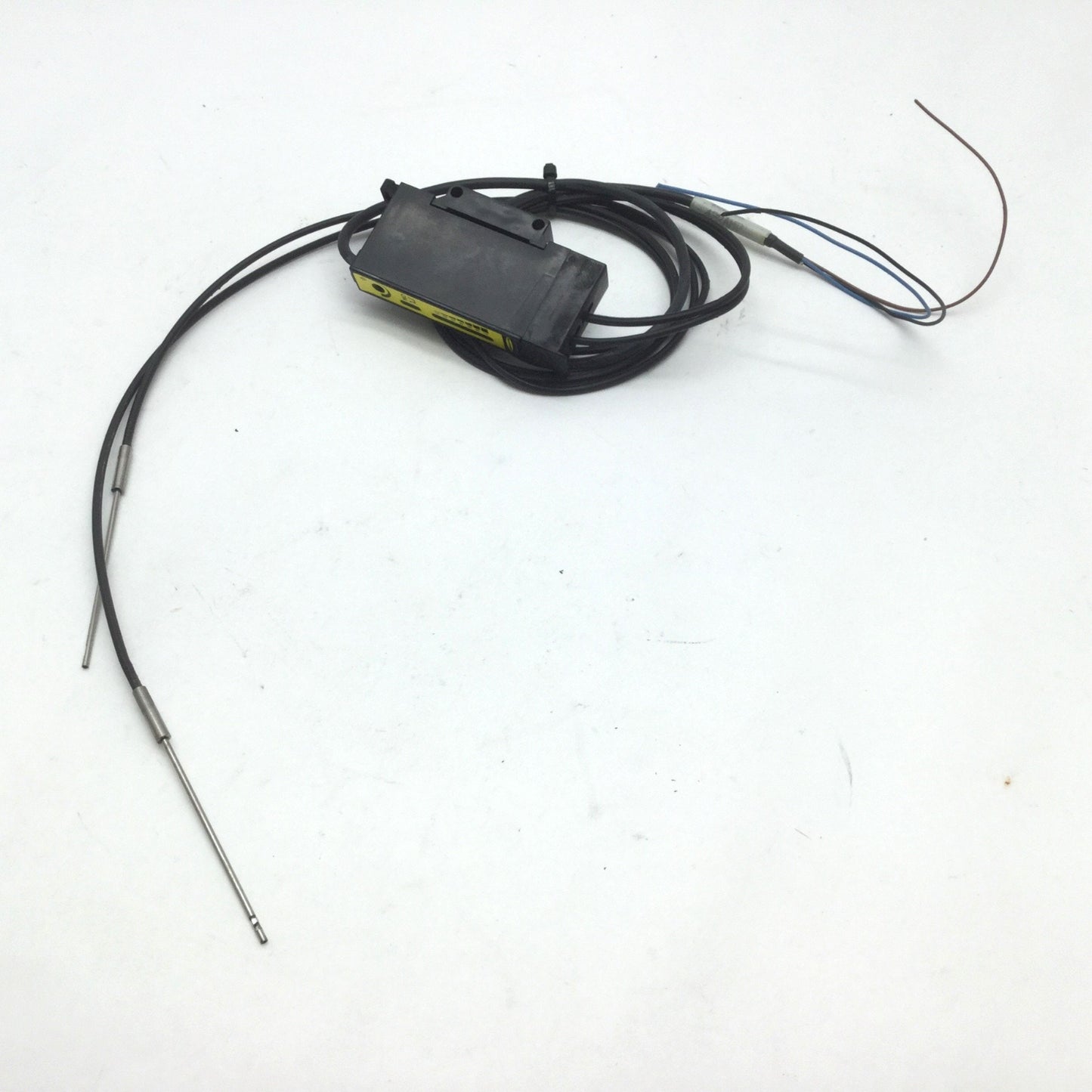 Used Banner D12SP6FPH Fiber Optic Sensor Red LED 10-30VDC Output: PNP