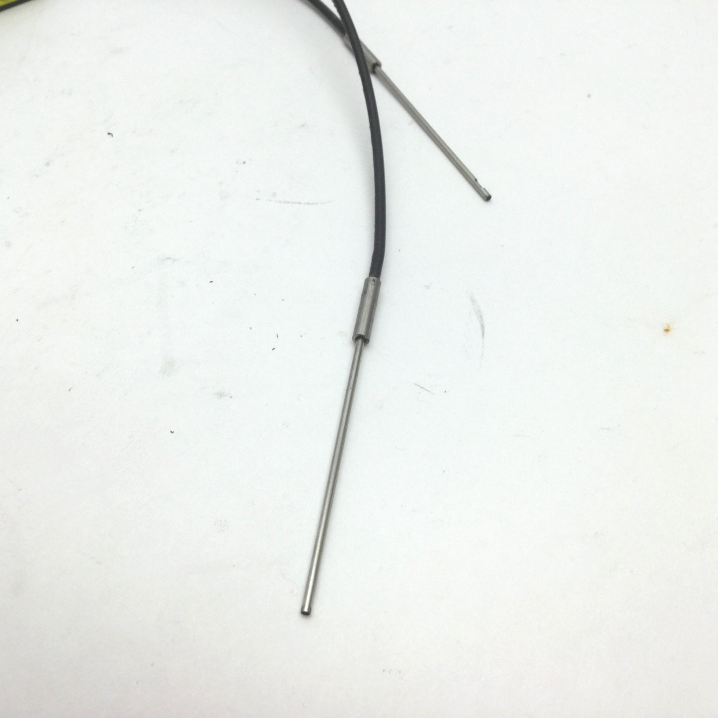 Used Banner D12SP6FPH Fiber Optic Sensor Red LED 10-30VDC Output: PNP