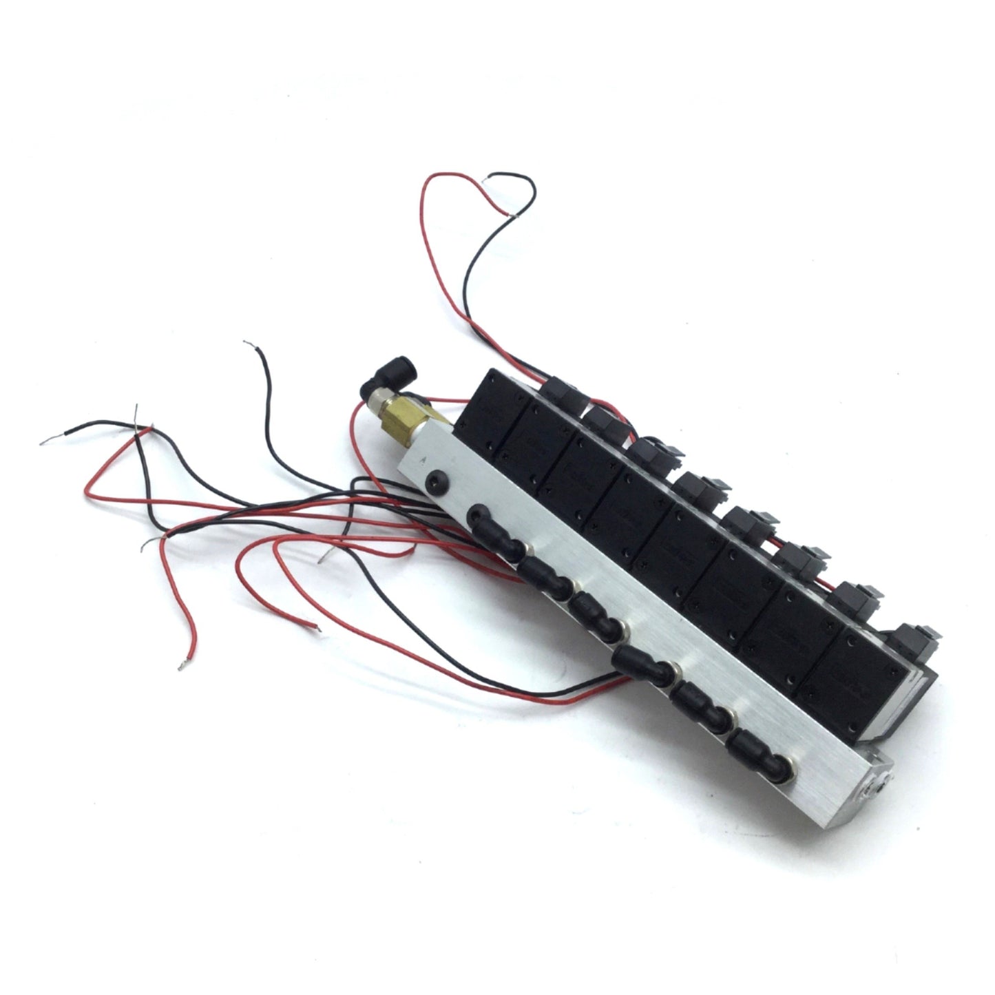Used Manifold of 8 Koganei A025E1-PSL Solenoid Valves 24VDC, 0~0.7MPa 2-pos 3-Port