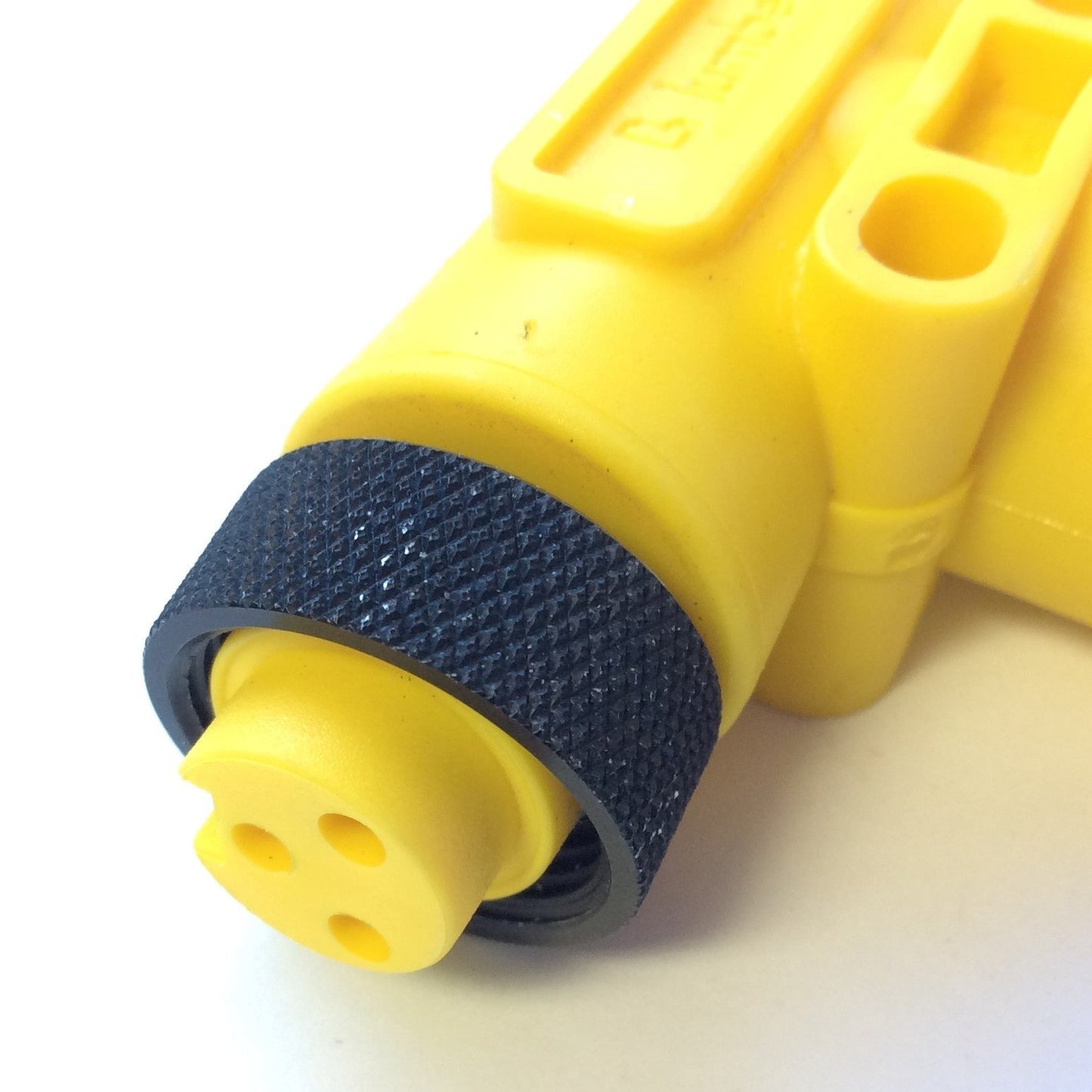 New – Open box Lot of 3 Lumberg 0906 UTP 311 Splitter T, 2x 7/8" Female to 1x 7/8" Male 3-Poles