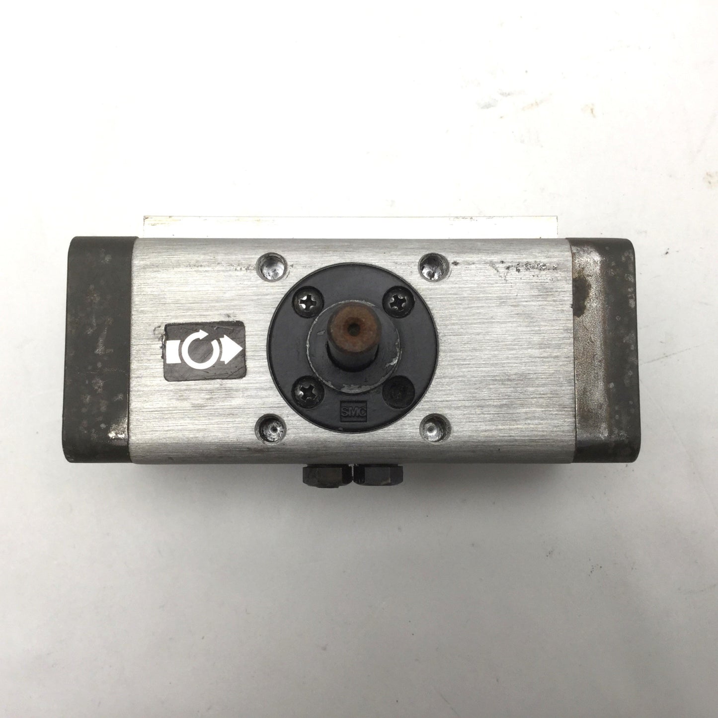 Used Lot of 2 SMC CDRA1BW30-90 Rotary Actuator, Rotation: 90° Pressure Rating: 1.0MPa