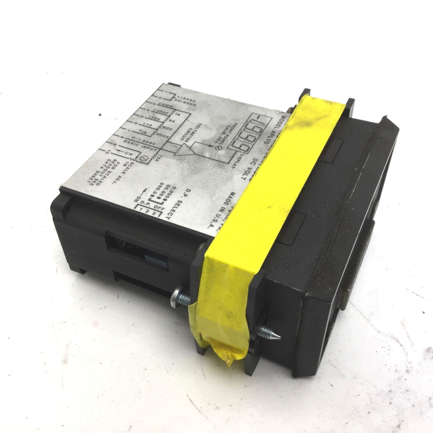 Used Red Lion Controls APLVD400 DC Volt Meter, 4-Digit LED Display, Supply: 115VDC