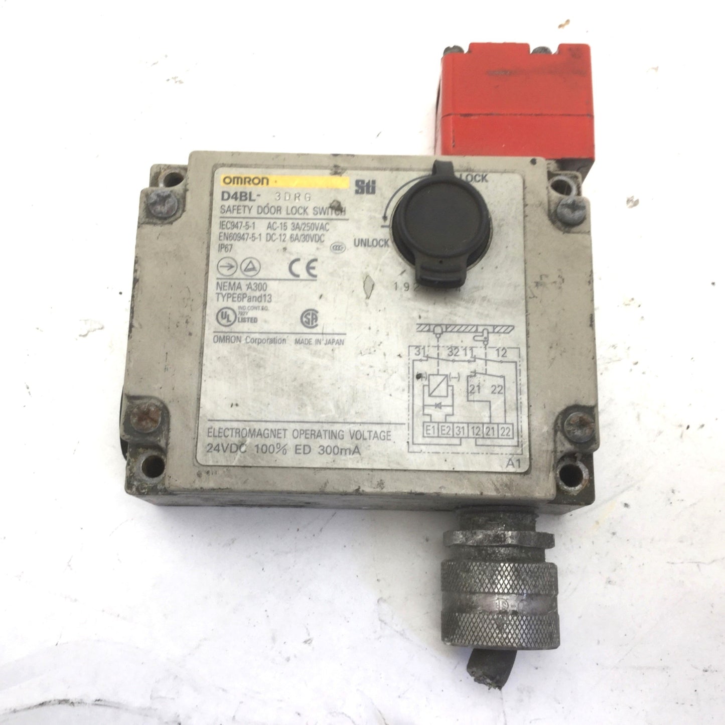 Used Omron D4BL-3DRG Guard Lock Safety-Door Switch, 2NC + 1NC, 24VDC Solenoid Lock