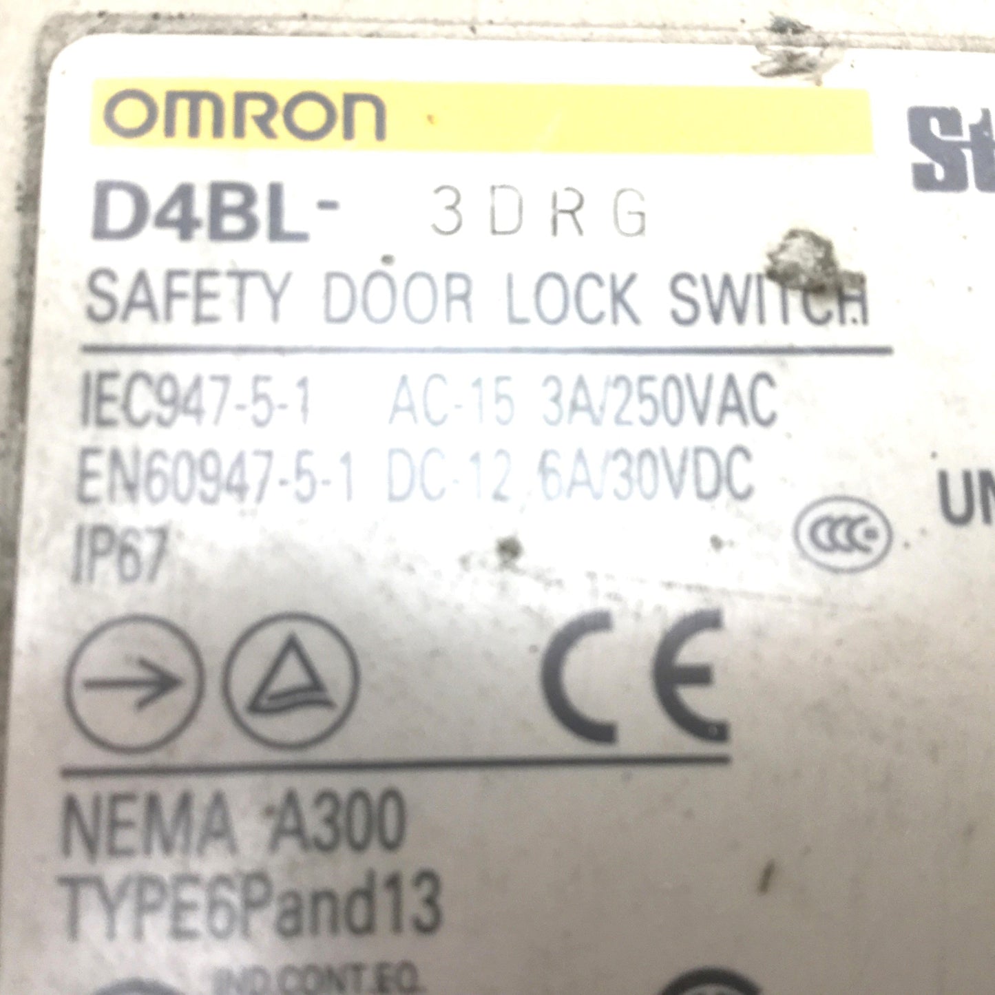 Used Omron D4BL-3DRG Guard Lock Safety-Door Switch, 2NC + 1NC, 24VDC Solenoid Lock