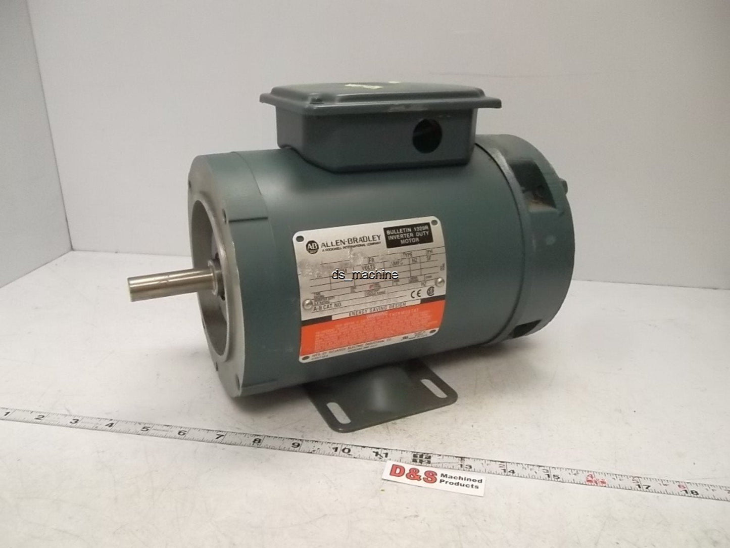 Used Allen Bradley 1329RS-ZA0F518VNC Motor 230/460VAC 1.6/0.8A 1/2HP 3PH