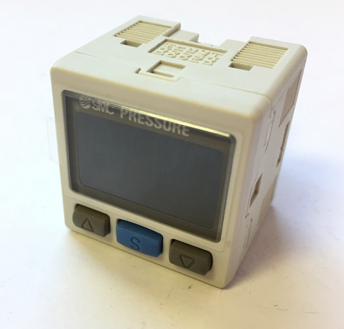Used SMC ISE30A-N01-P Digital Pressure Switch, 2-Color Display, 1/8" NPT, 12-24VDC