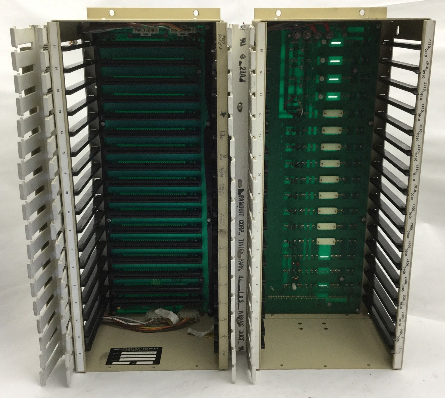 Used Barber Colman VB16-P200L-00A-0-04, 34-Slot Card Rack, 120VAC, 60Hz, A-11470 MB