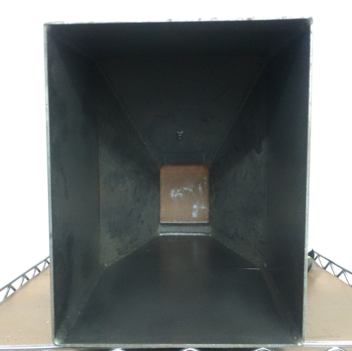 Used Hendricks Engineering Vibratory Feeder Hopper, H 41 x W 25 x D 19.5cm, 115VAC