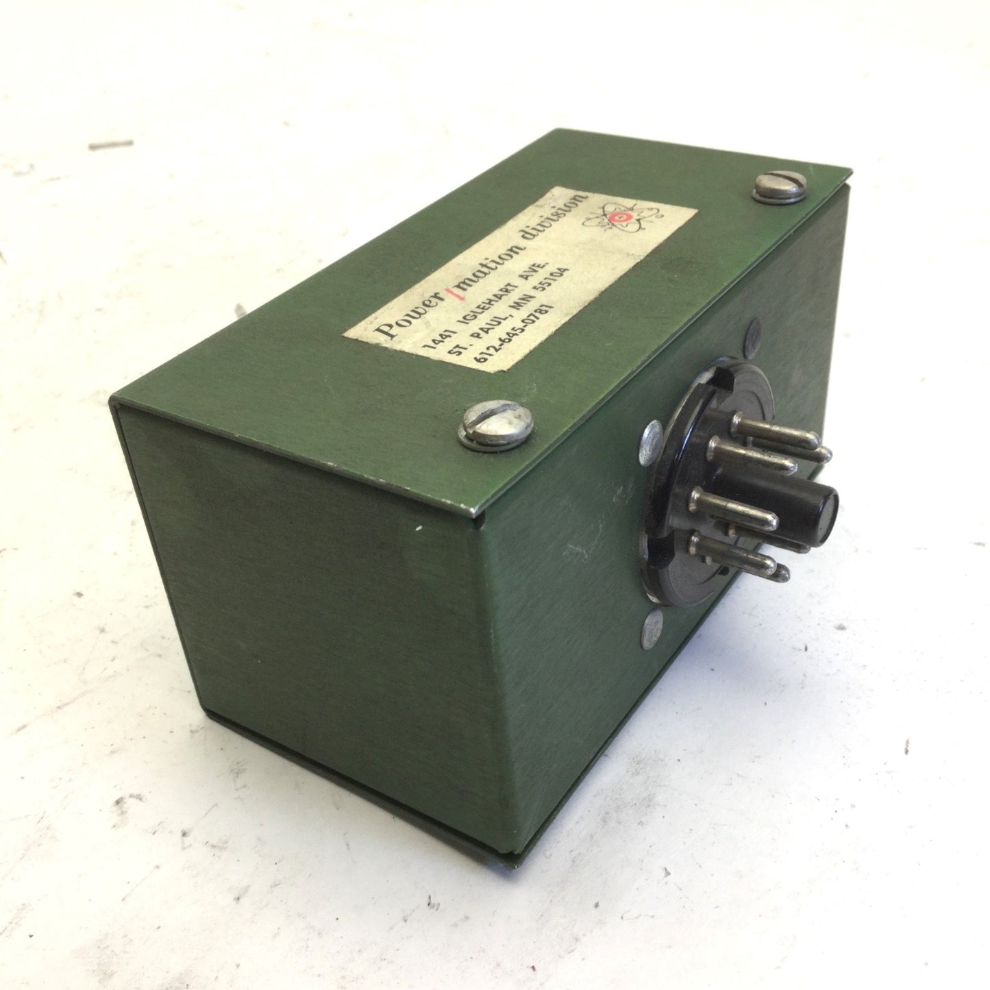 Used Banner B4-6 Photoelectric Amplifier Logic Plug Module, Out: 15VDC, .25A Max