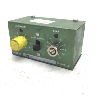 Used Banner B4-2 Photoelectric Amplifier Logic Plug Module, Out: 15VDC, .25A Max