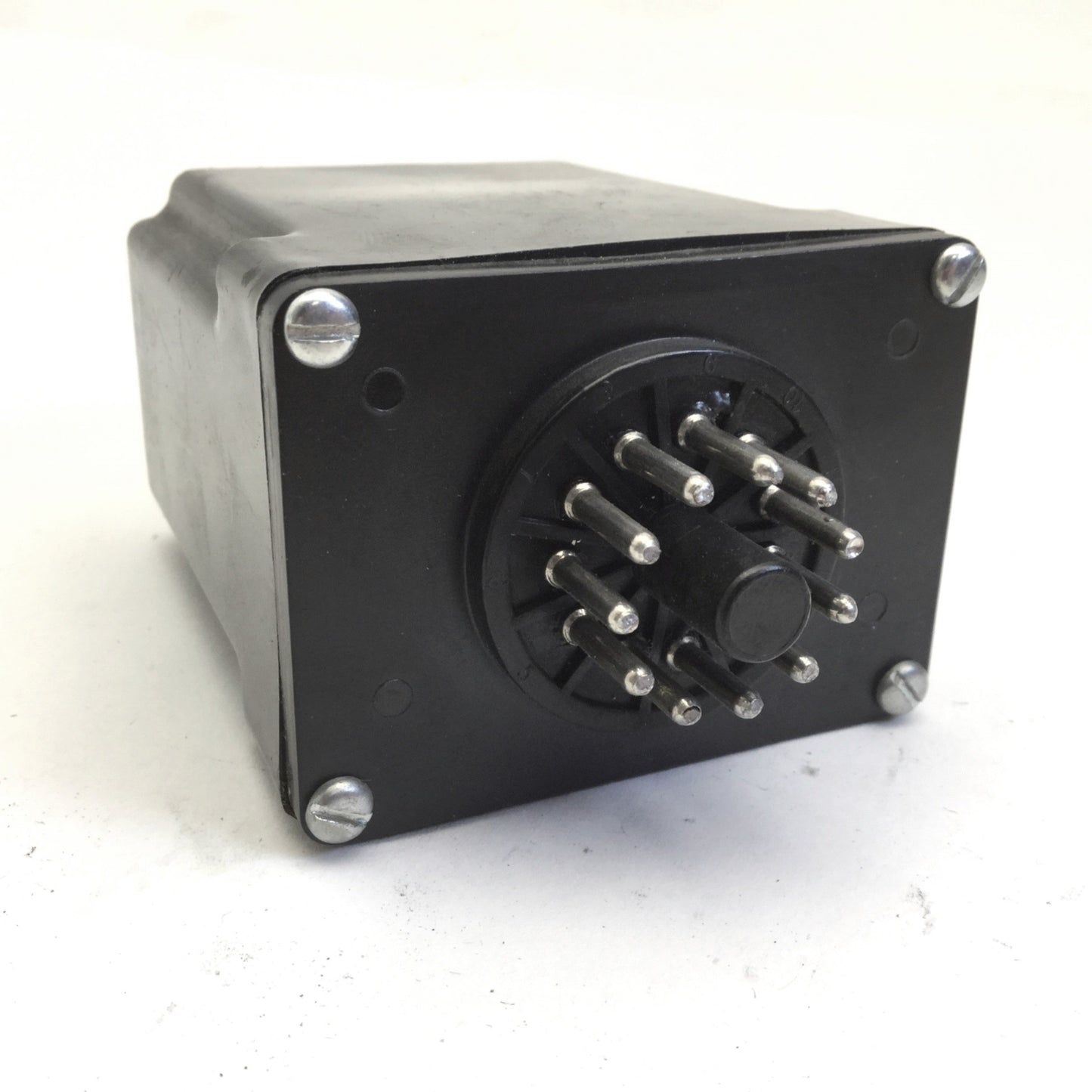 Used Skan-A-Matic R46153 Sensor Amplifier Relay Control Open Collector, 11-Pin 115VAC