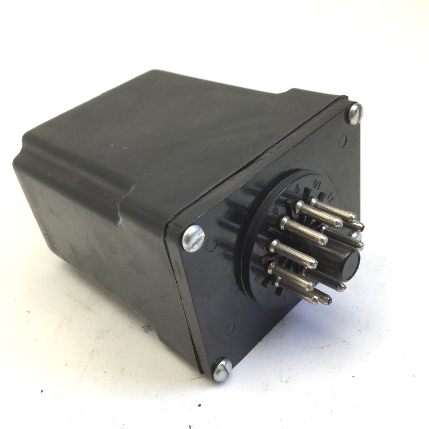 Used Skan-A-Matic 0482F Sensor Amplifier Relay Control Open Collector, 11-Pin, 115VAC