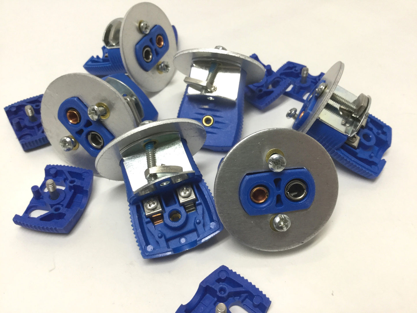 New – Open box Lot of 6 Watlow SKP-T-AT Thermocouple Female Panel Mount Connector Type T, 218°C