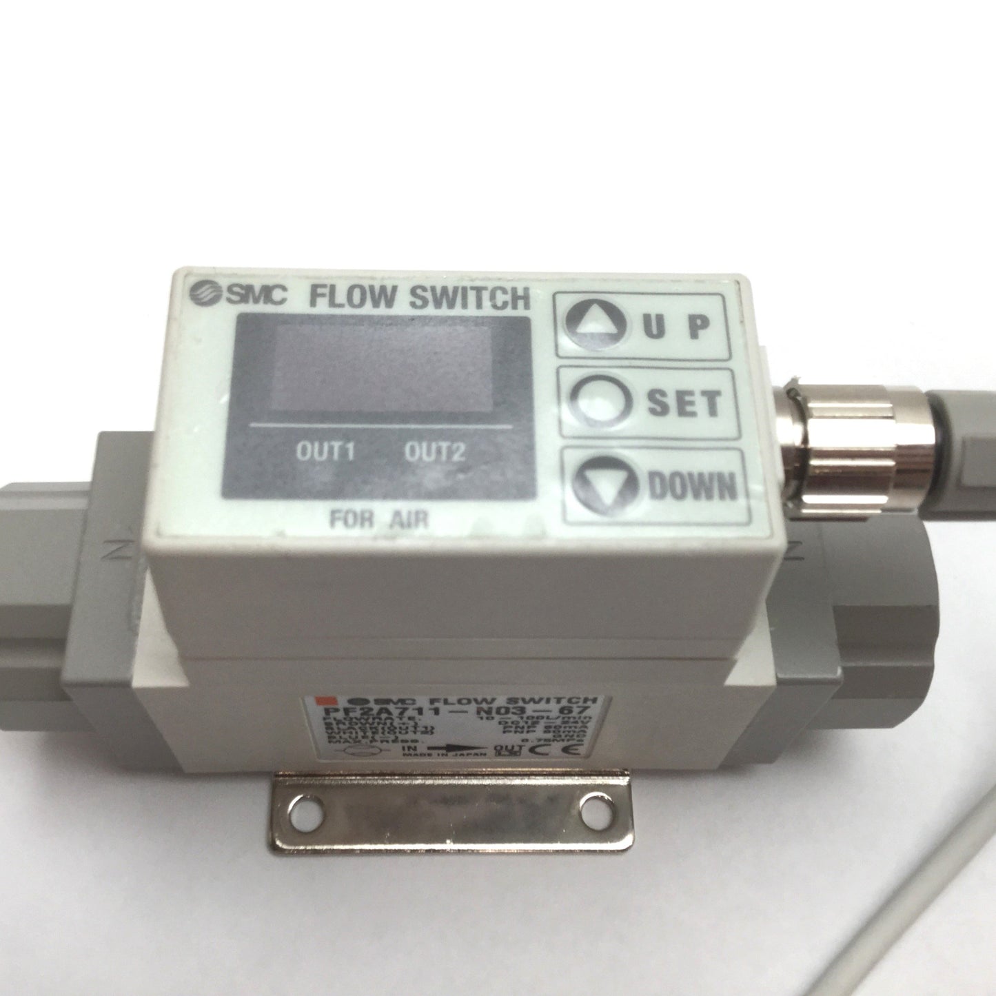 Used SMC PF2A711-N03-67 Flow Switch, Ports: 3/8" NPT, Range: 10-100 l/min, 12-24VDC