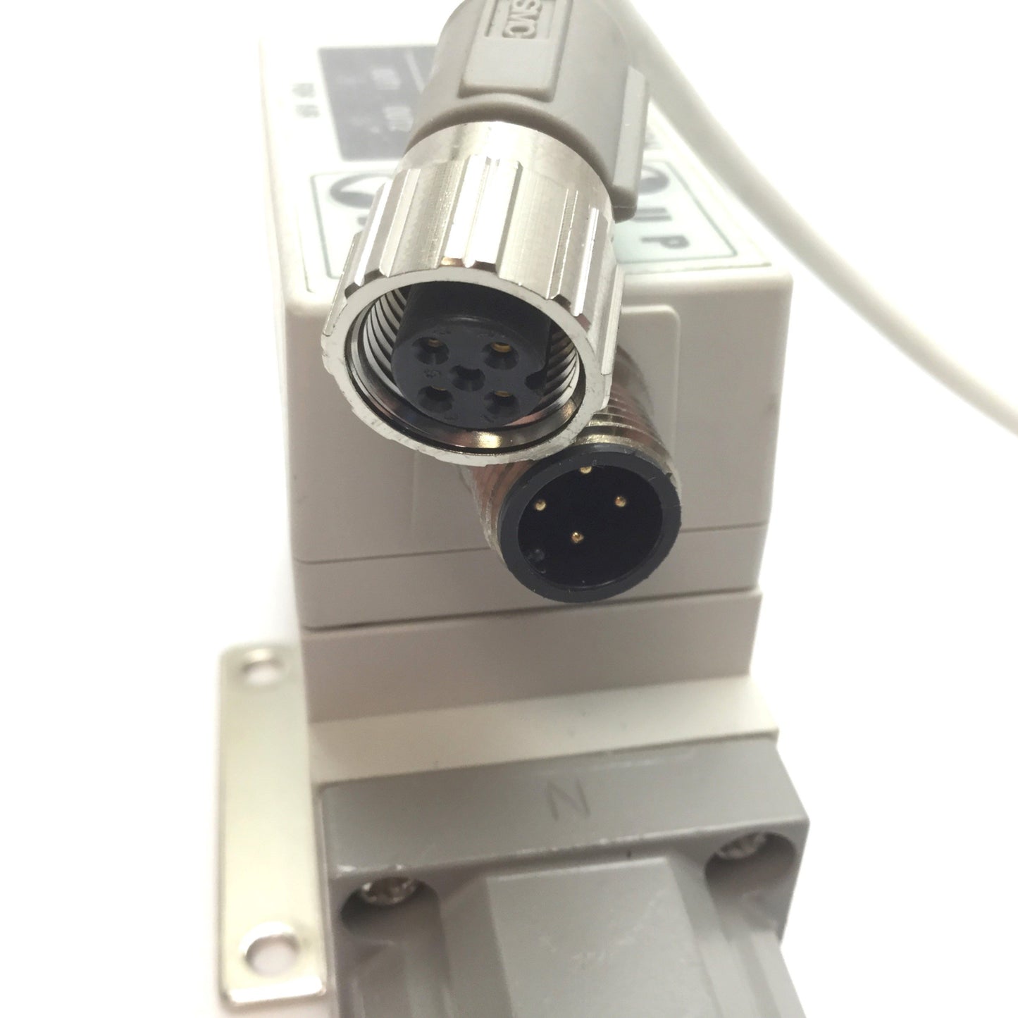 Used SMC PF2A711-N03-67 Flow Switch, Ports: 3/8" NPT, Range: 10-100 l/min, 12-24VDC