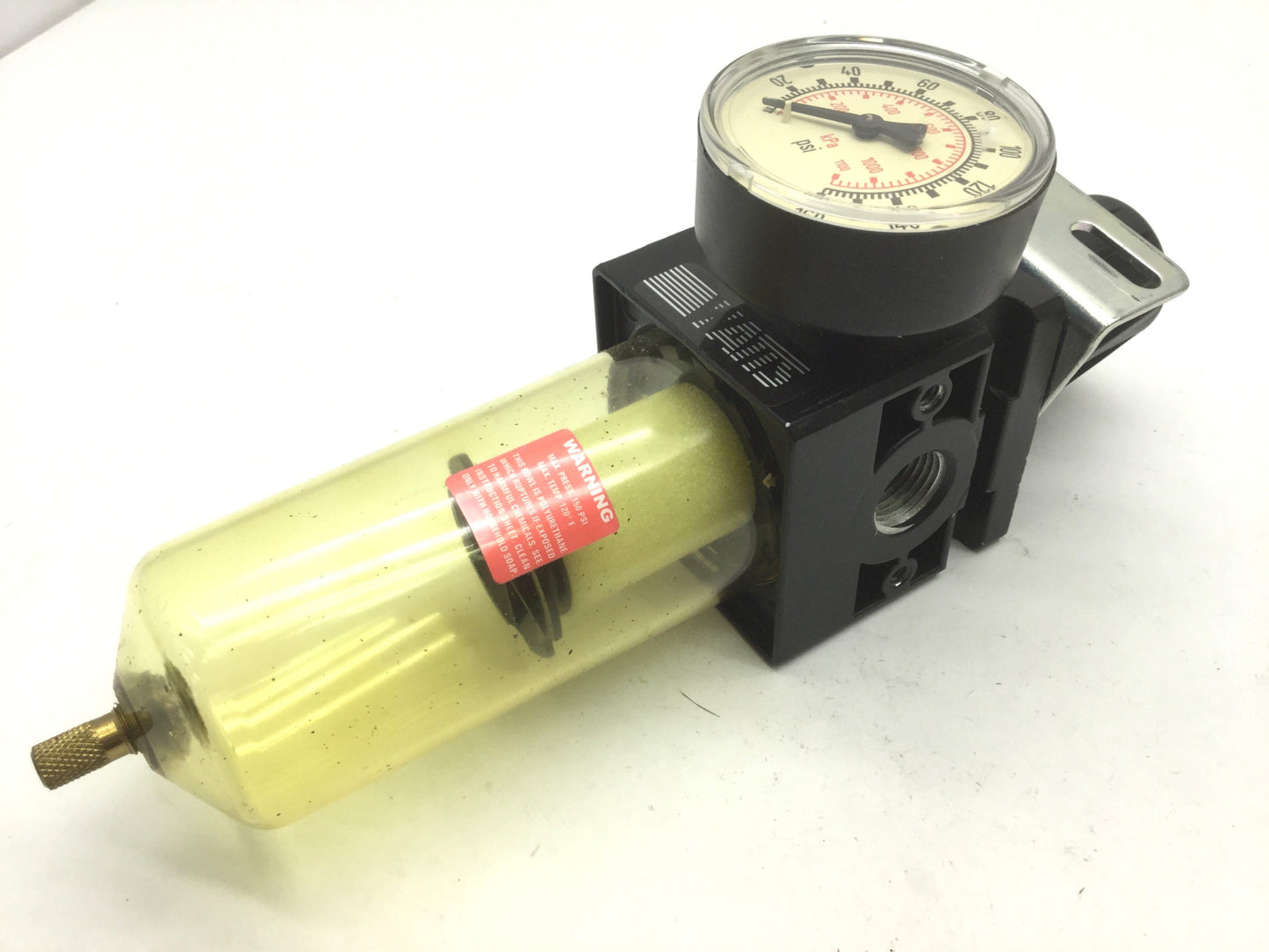 Used Watts R105-04C/M1 QUBE Series Regulator 0-125Psi, 1/2" NPT Ports, 160PSI Gauge