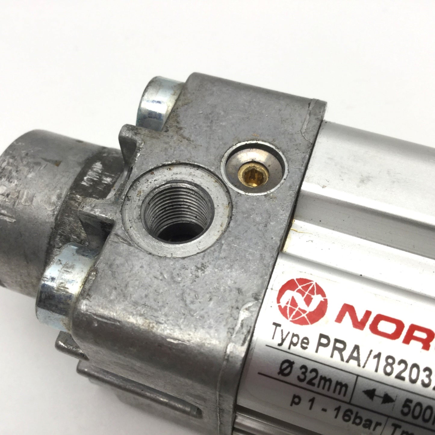 Used Norgren PRA/182032/M/500 Double Acting Cylinder, 32mm Bore, 500mm Stroke 1-16bar