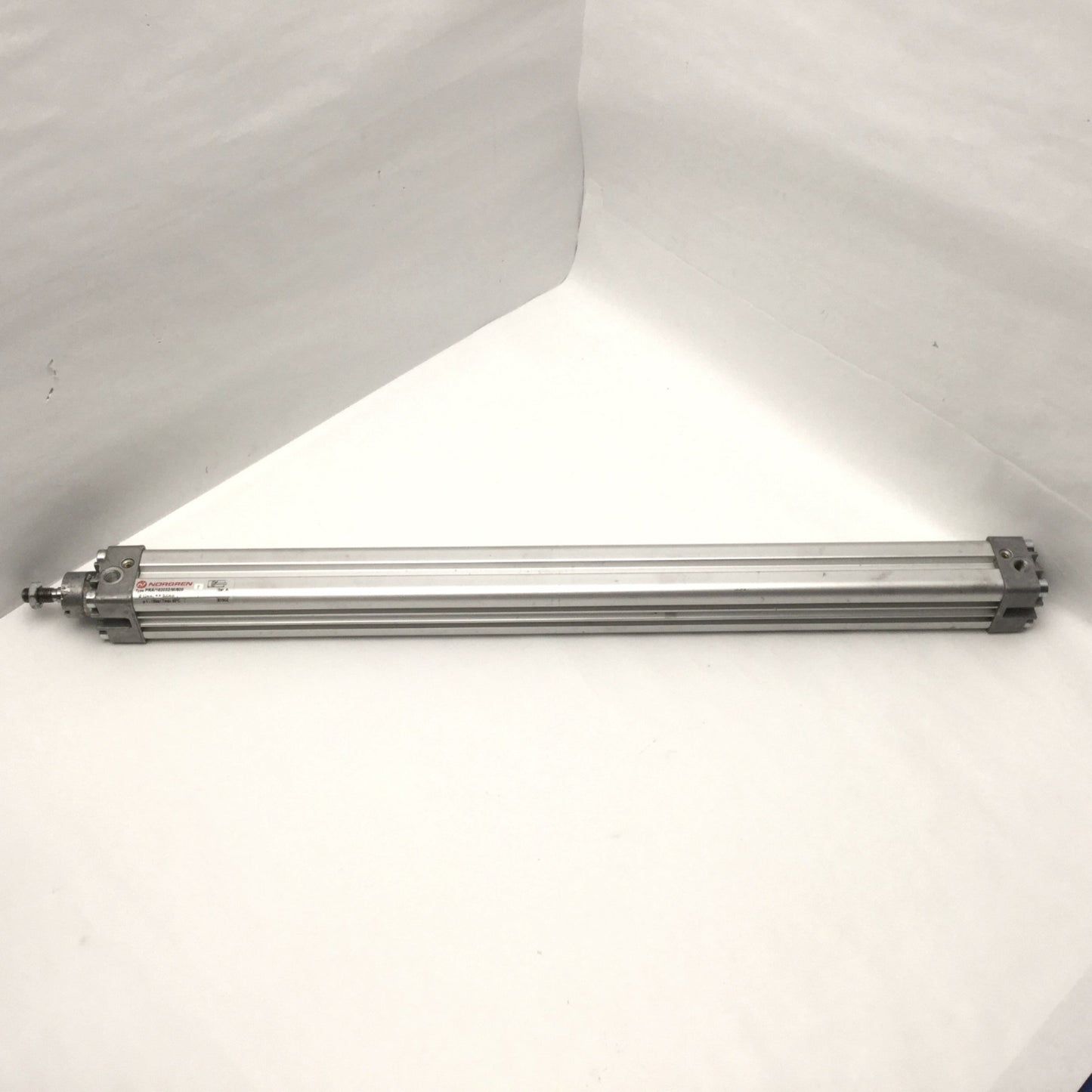 Used Norgren PRA/182032/M/500 Double Acting Cylinder, 32mm Bore, 500mm Stroke 1-16bar