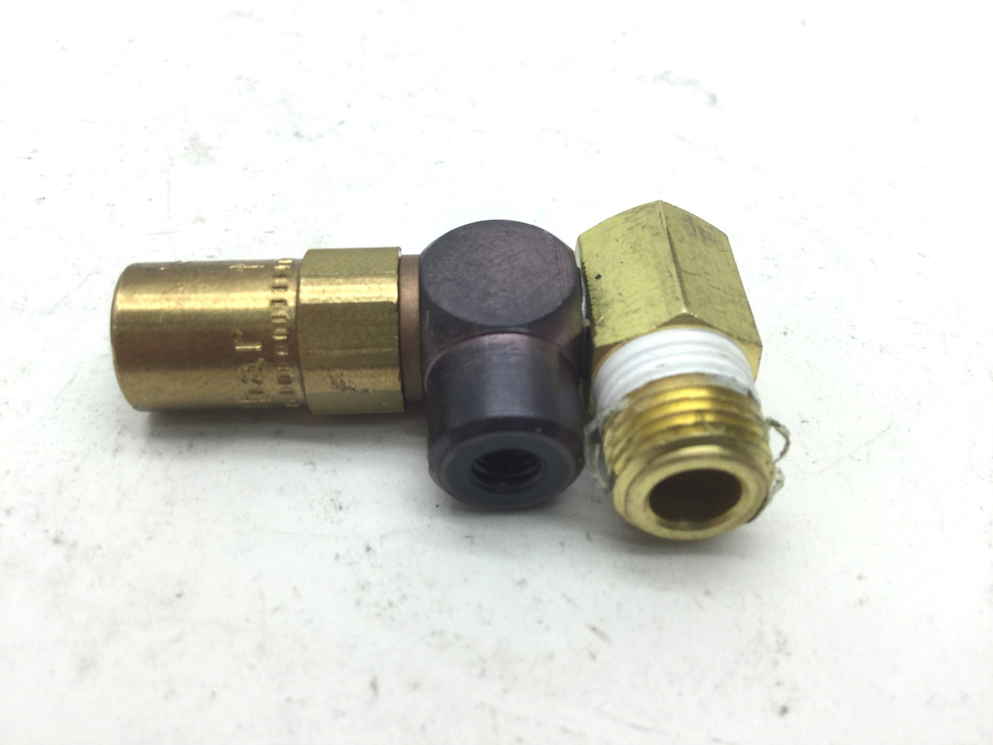 Used 4 x Festo GRL-10UNF Meter Out Flow Control Valve 3-10Bar 1/8" NPT to 10-32UNF