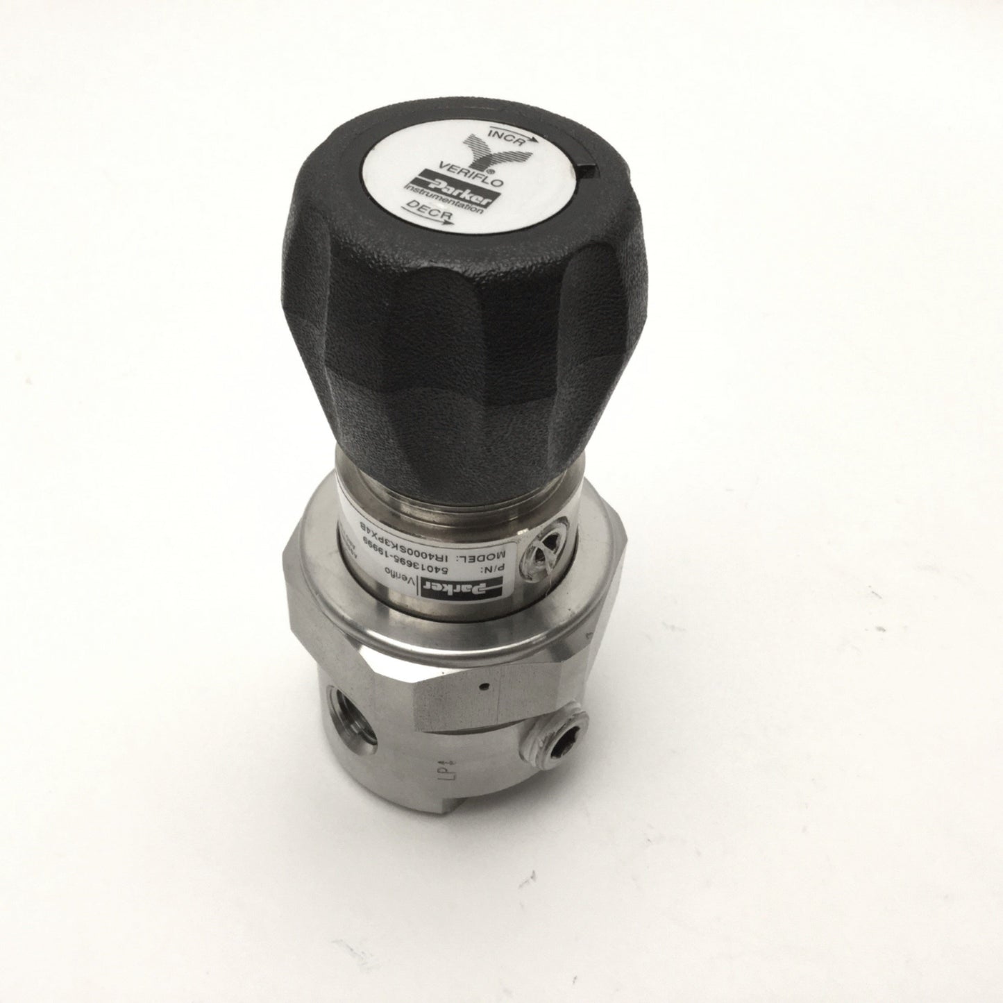 Used Parker IR4000SK3PX4B Veriflo 316L SS Pressure Regulator Range: 0-10psig, 400psig