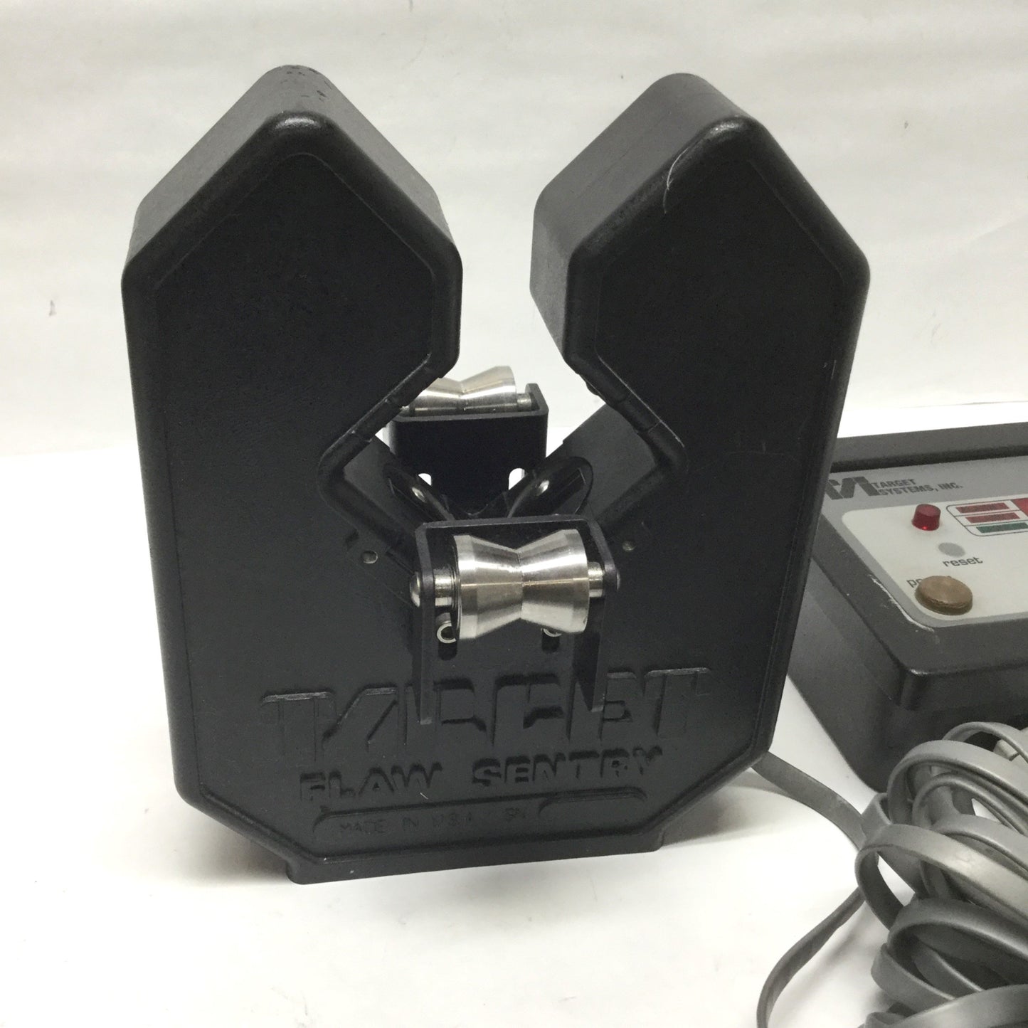 Used TSI Target Systems FSD2100 Laser Extrusion/Wire Flaw Detector Sentry Terminal