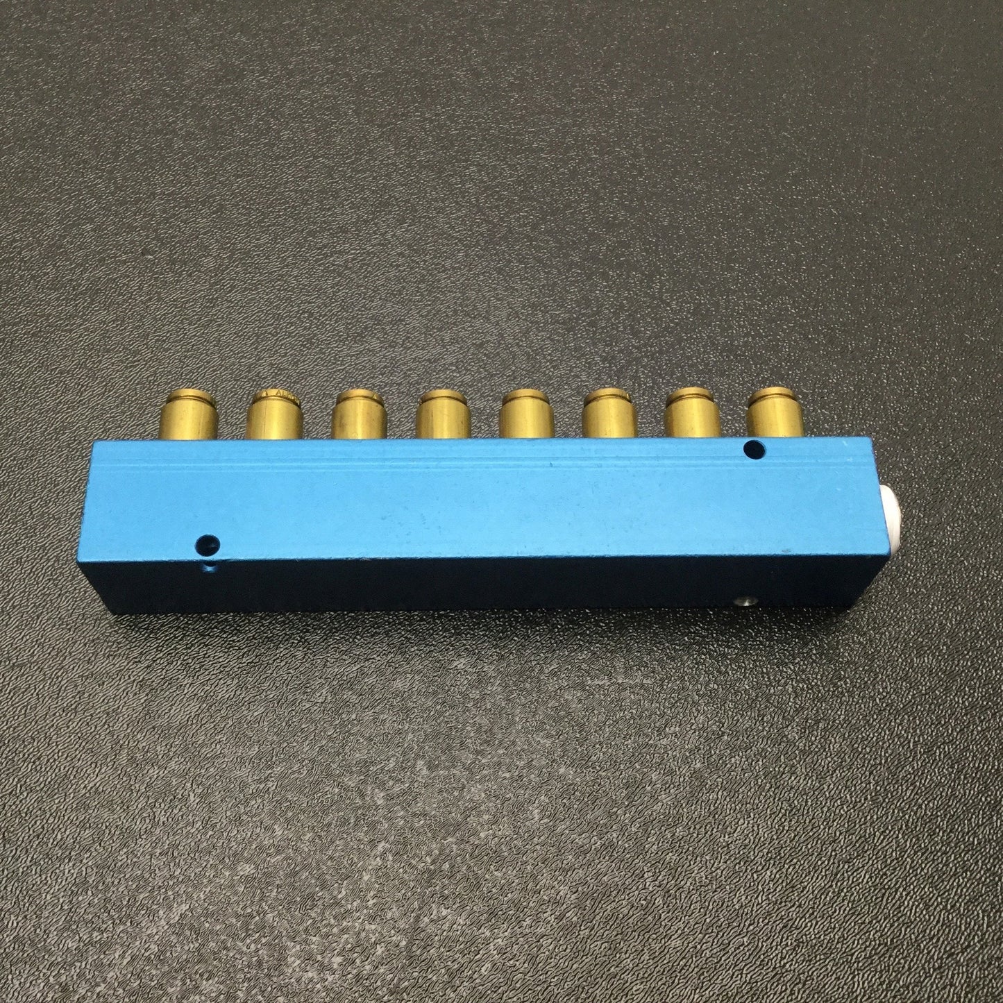 Used Alkon MQ22-4X6-8 Manifold w/ Pre-Installed Push-In Fittings 3/8"NPT In 1/4" Out