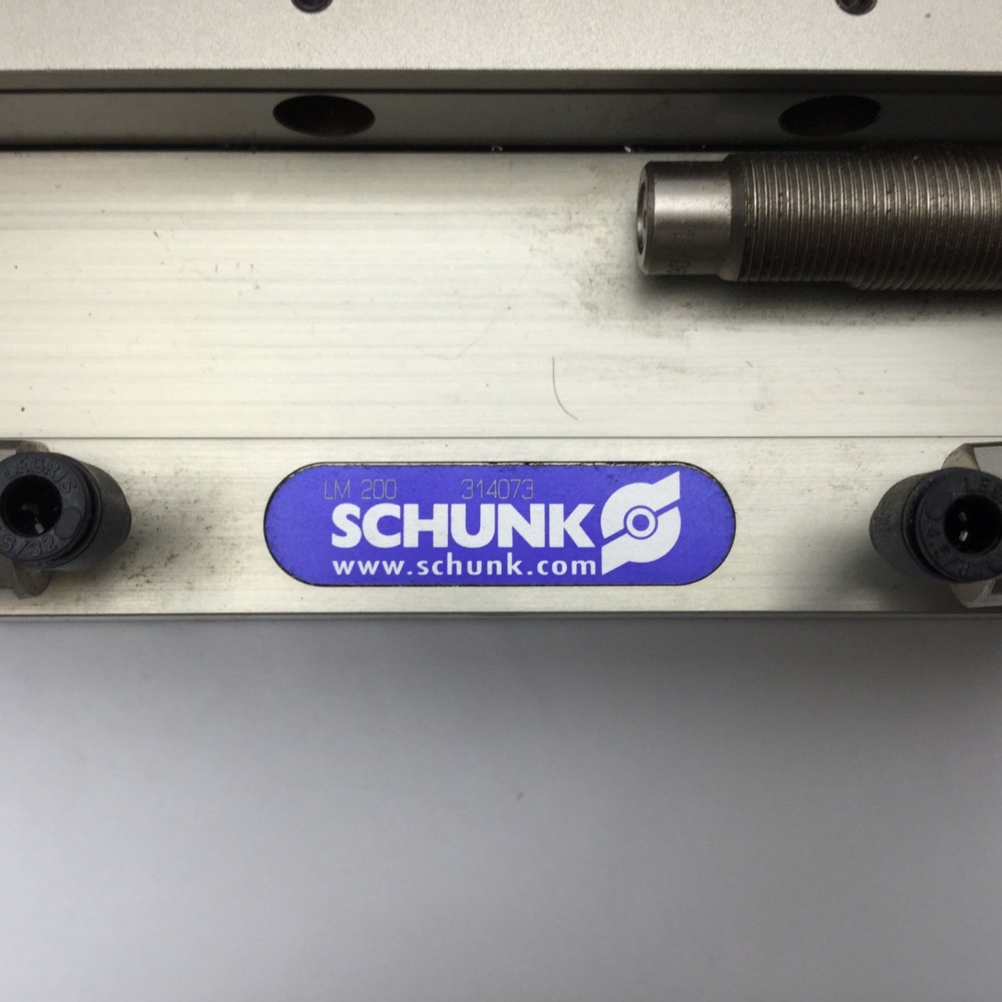 Used SCHUNK LM 200-H100 Pnuematic Linear Actuator, Stroke: 100mm, Table: 150mm x 70mm