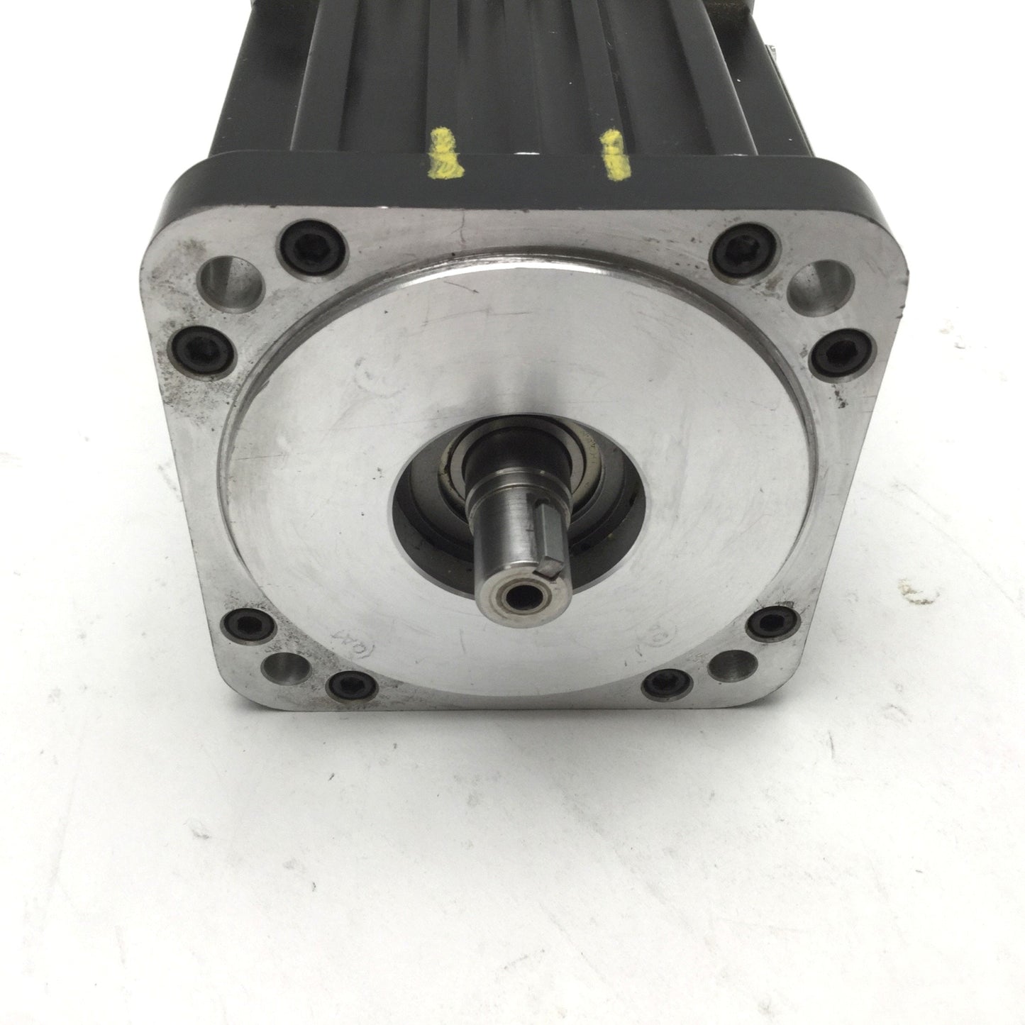 Used Parker CM921XE-5617 Brushless Hollow Shaft Servo Motor 340VDC 1.4KW, 10,600 RPM